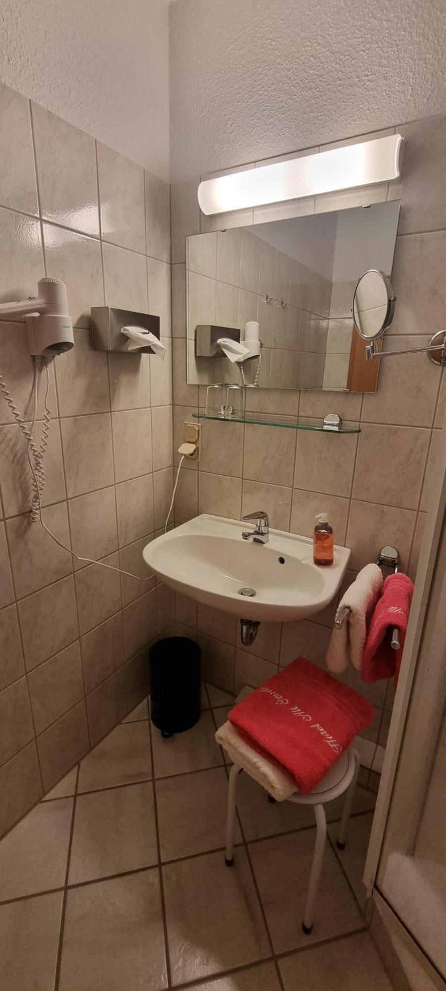 Hotel Alt Oesselse Sarstedt Szoba fotó