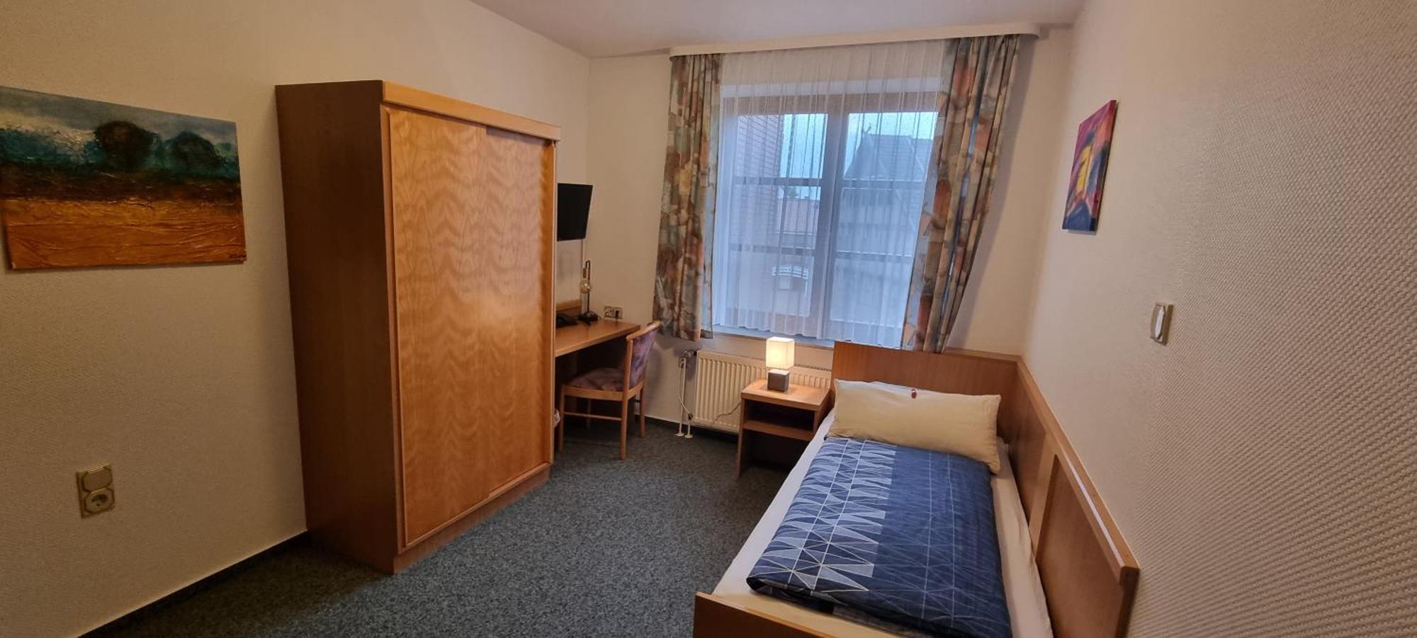 Hotel Alt Oesselse Sarstedt Szoba fotó