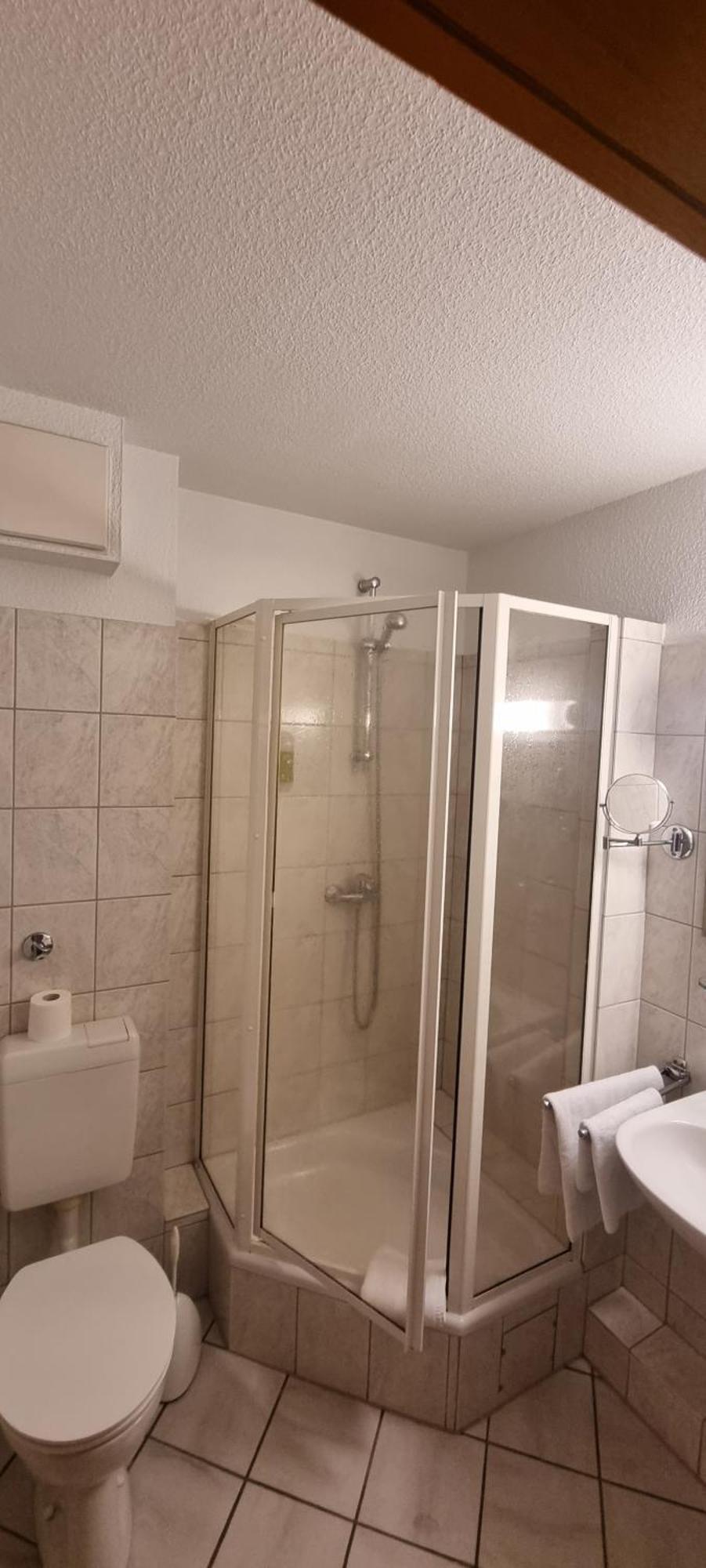 Hotel Alt Oesselse Sarstedt Szoba fotó