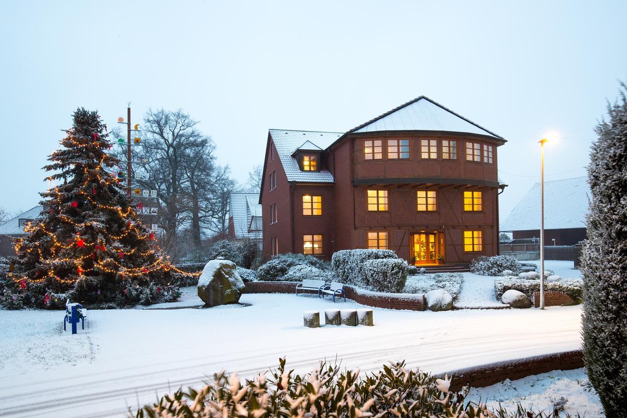 Hotel Alt Oesselse Sarstedt Kültér fotó